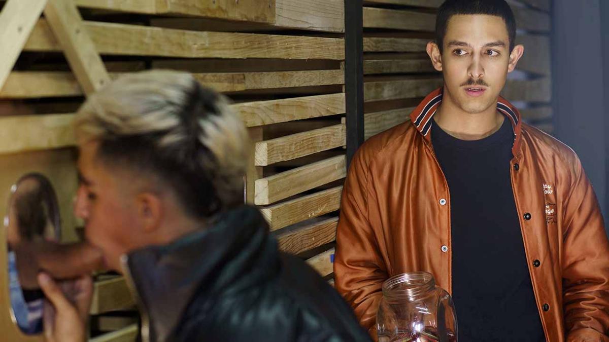 Numero 262 – Angel Crush, Axel Yerel, Cain Gomez, Enrique Mudu – The Bartender – E01
