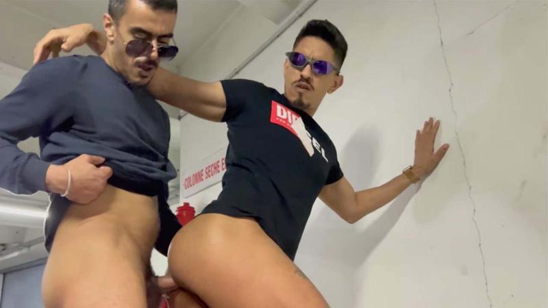 Bandido latino gostoso, engravida por pau árabe grande