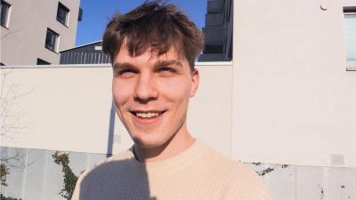 Czech Hunter 838: Bareback Threesome POV with Two Amateur European Studs