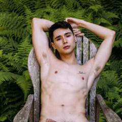 Leo Grand