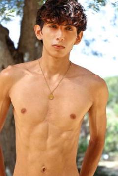 Mateo Twink