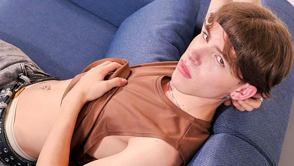Eliot Winslow Bareback Twink Audition - Hot Gay Anal & Blowjob Casting