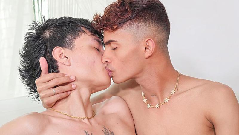 Making Waves: Alex Peluso & Petter Blare Bareback Twink Anal & Blowjob